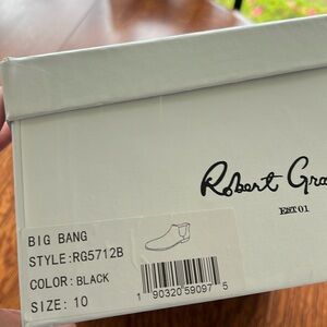 Robert Graham men’s size 10 black boot. Big bang. Black leather
